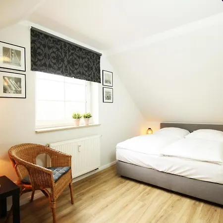 Ferienhaus Am Yachthafen, Yacht Apartment